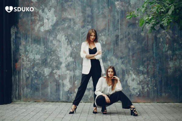 The Art of Minimalist Fashion: How to Look Stylish With Less
