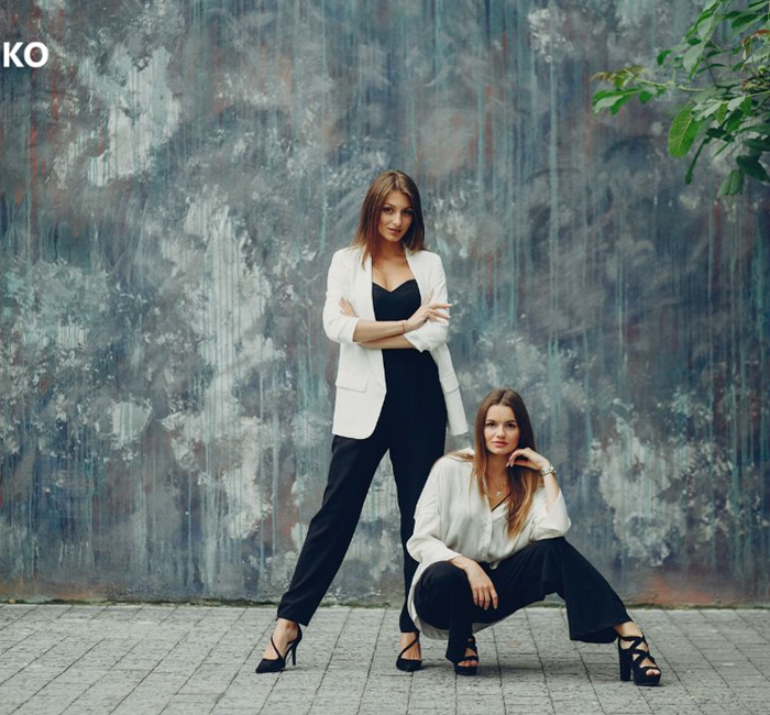 The Art of Minimalist Fashion: How to Look Stylish With Less